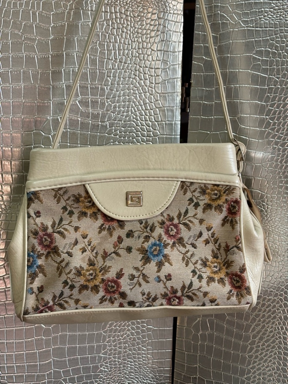 Vintage Unbranded Cream Floral Tapestry Shoulder Bag